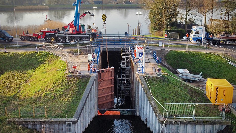 2025_ De_Klerk_Snelle_Sluis_Vereniging_van_Waterbouwersv2